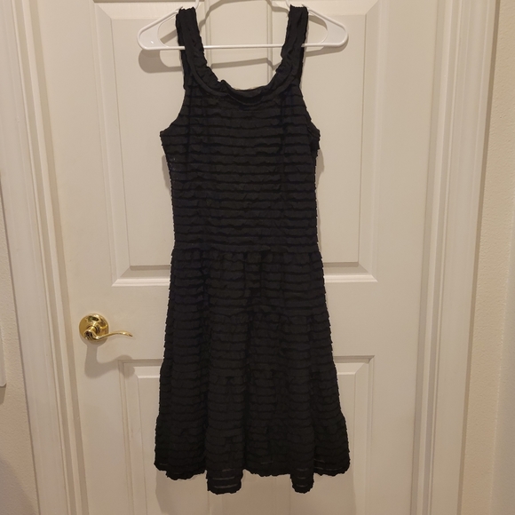 Max Studio Ruffle Pleat Dress - Picture 4 of 5